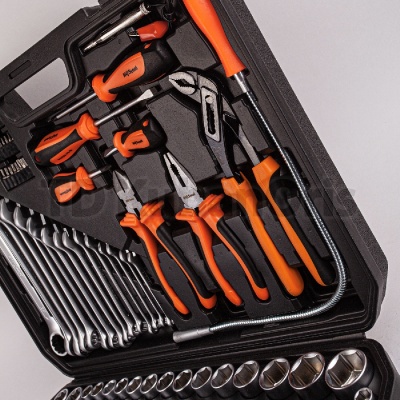 Набор инструментов AV Steel 147 предметов, 1/4", 1/2", профессиональный AV-011147