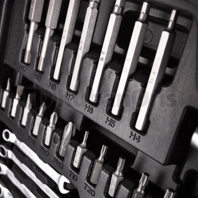 Набор инструментов AV Steel 118 предметов, 1/4", 1/2", профессиональный AV-011118
