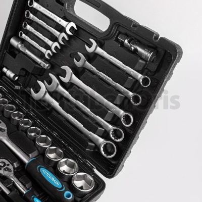 Набор инструмента 82 предм. 1/2" 1/4"DR, CrV AUTOVIRAZH AV-212082