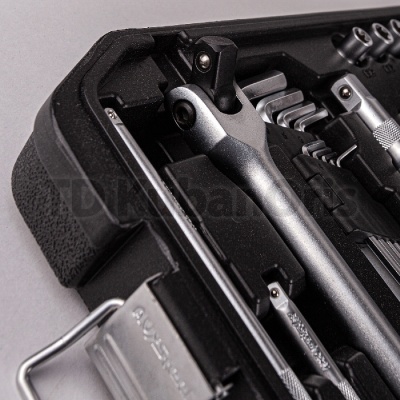 Набор инструментов AV Steel 147 предметов, 1/4", 1/2", профессиональный AV-011147